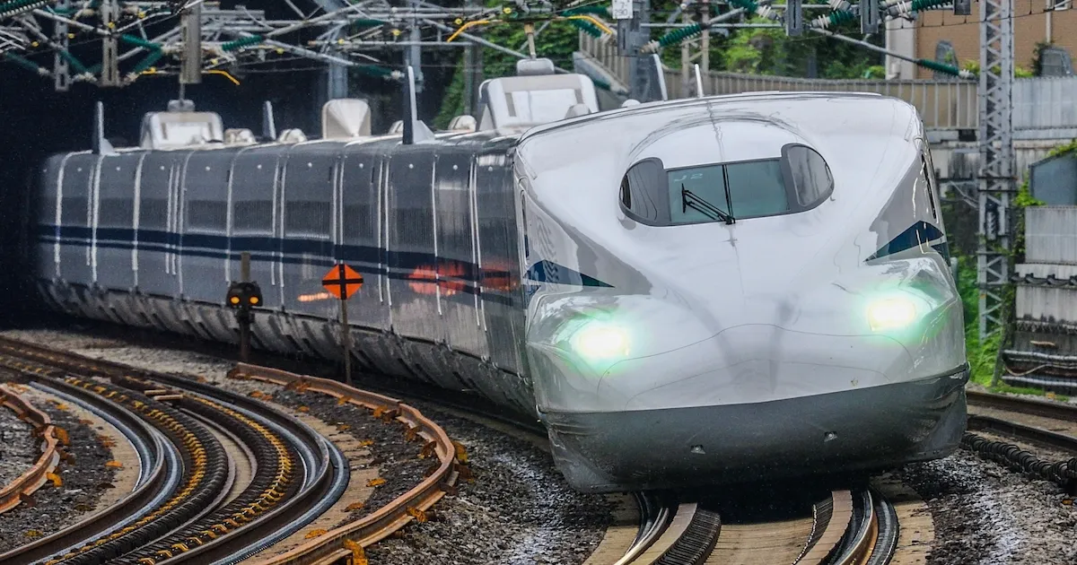 【最新】新幹線の往復割引よりも安い買い方｜東京〜新大阪も激安！学割と併用できる？ -